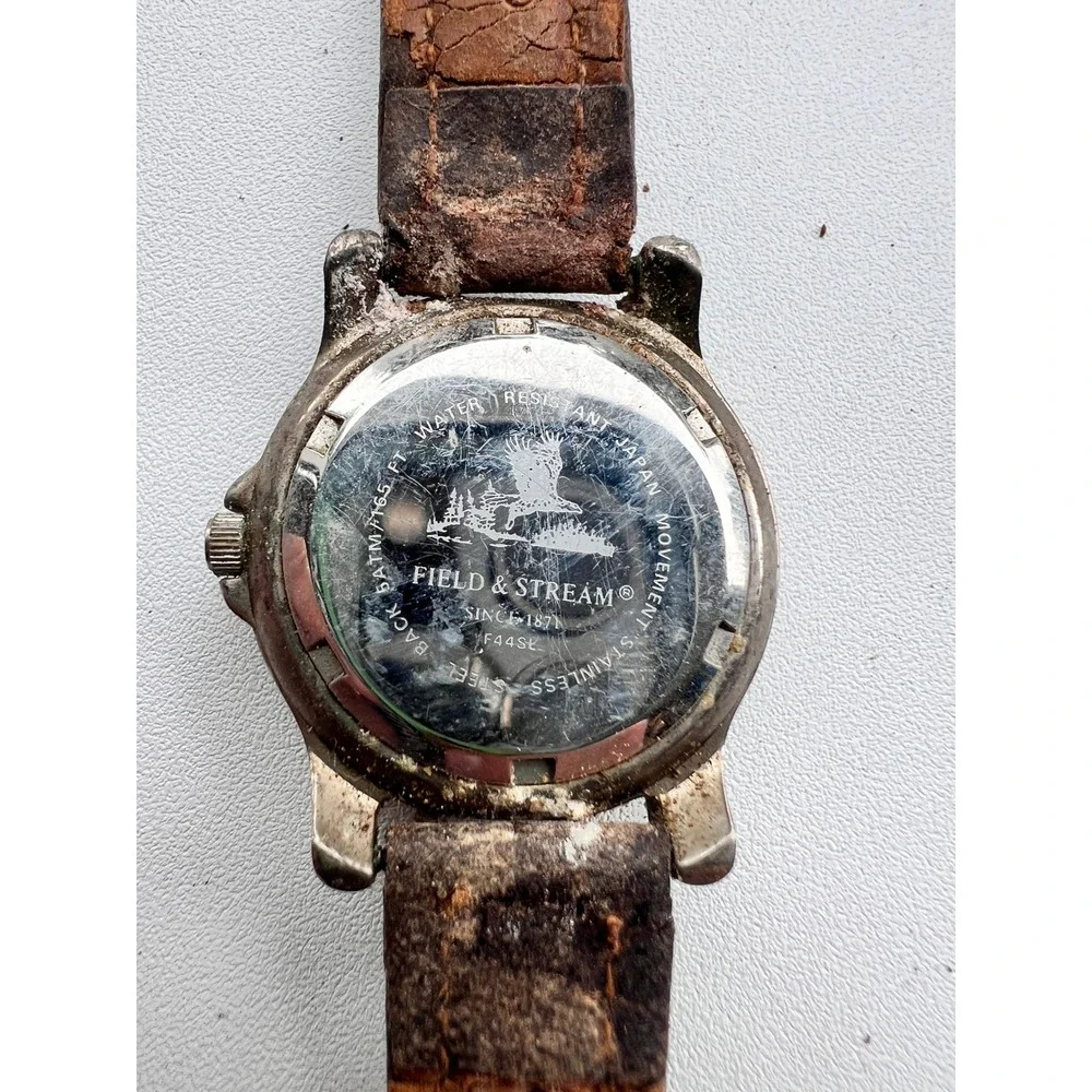 Field & Stream Analog Quartz Mens Watch F44SL Brown Band Japan Movt